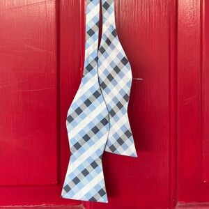 Tommy Hilfiger Men's Adjustable Bow Tie Blue White Formal Wear Office Wedding